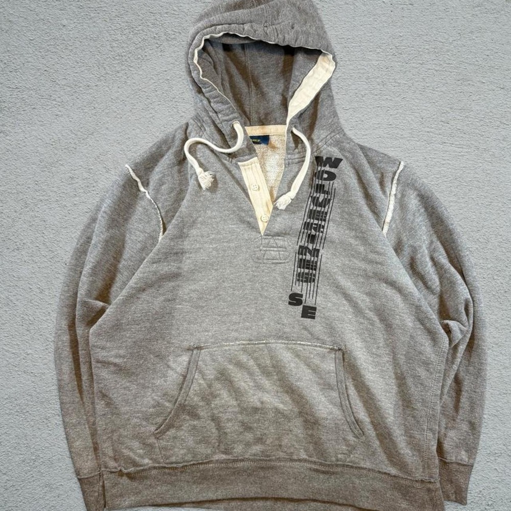 Vintage 90s MV Sport Gray Wolverines Henley Hoodie Graphic Sweatshirt Large